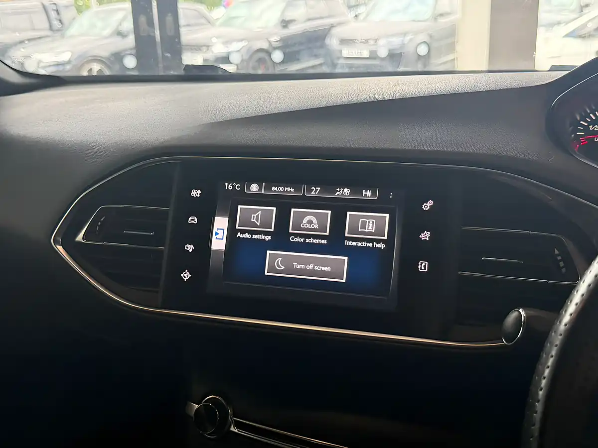 Used 2014 Peugeot 1007 Estate Import Blue - Interior and Exterior details 15