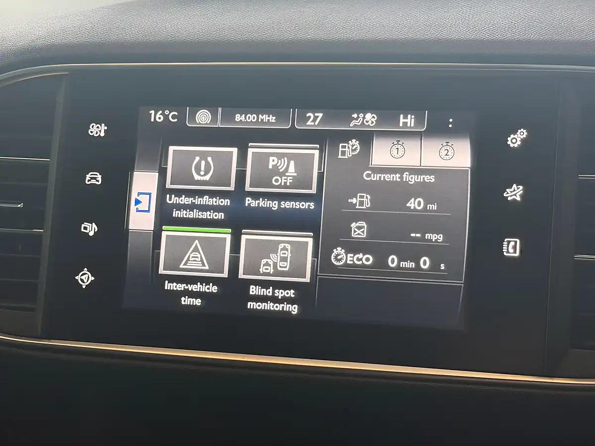Used 2014 Peugeot 1007 Estate Import Blue - Interior and Exterior details 16