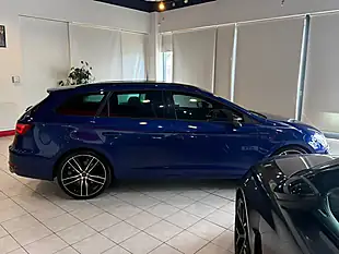 Used 2014 Peugeot 1007 Estate Import Blue - Interior and Exterior details 5