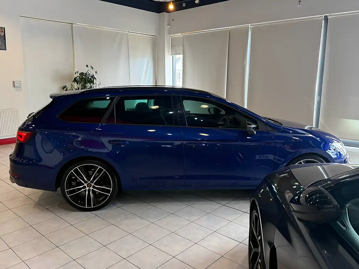 Used 2014 Peugeot 1007 Estate Import Blue - Interior and Exterior details 5
