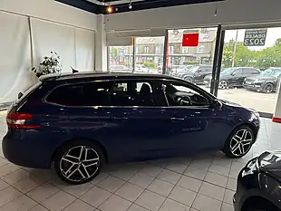 Used 2014 Peugeot 1007 Estate Import Blue - Interior and Exterior details 6