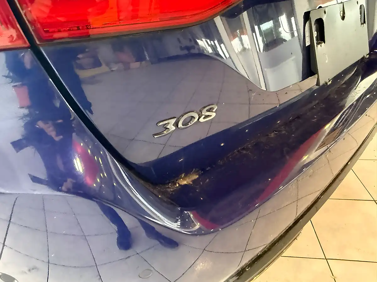 Used 2014 Peugeot 1007 Estate Import Blue - Interior and Exterior details 8