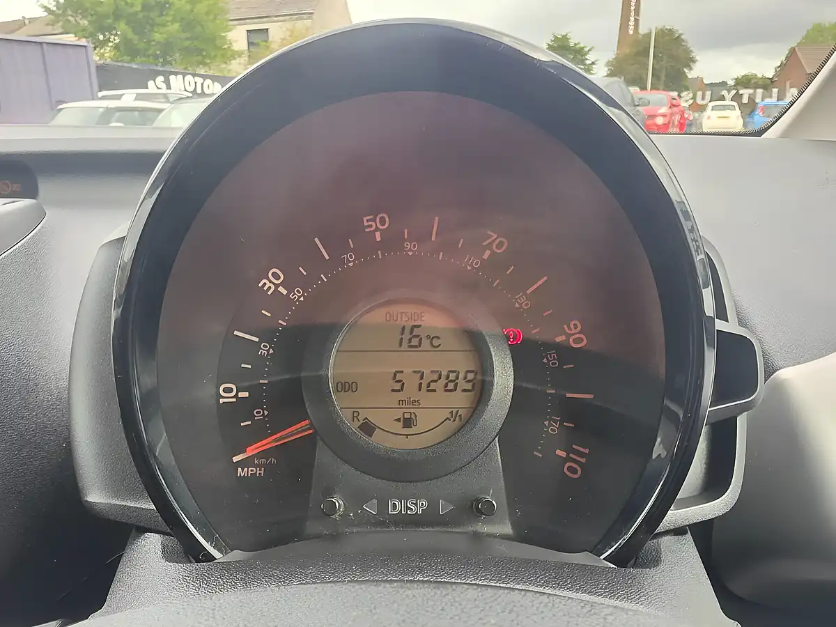 Used 2014 Peugeot 108 Active Silver - Interior and Exterior details 10