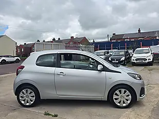 Used 2014 Peugeot 108 Active Silver - Interior and Exterior details 8