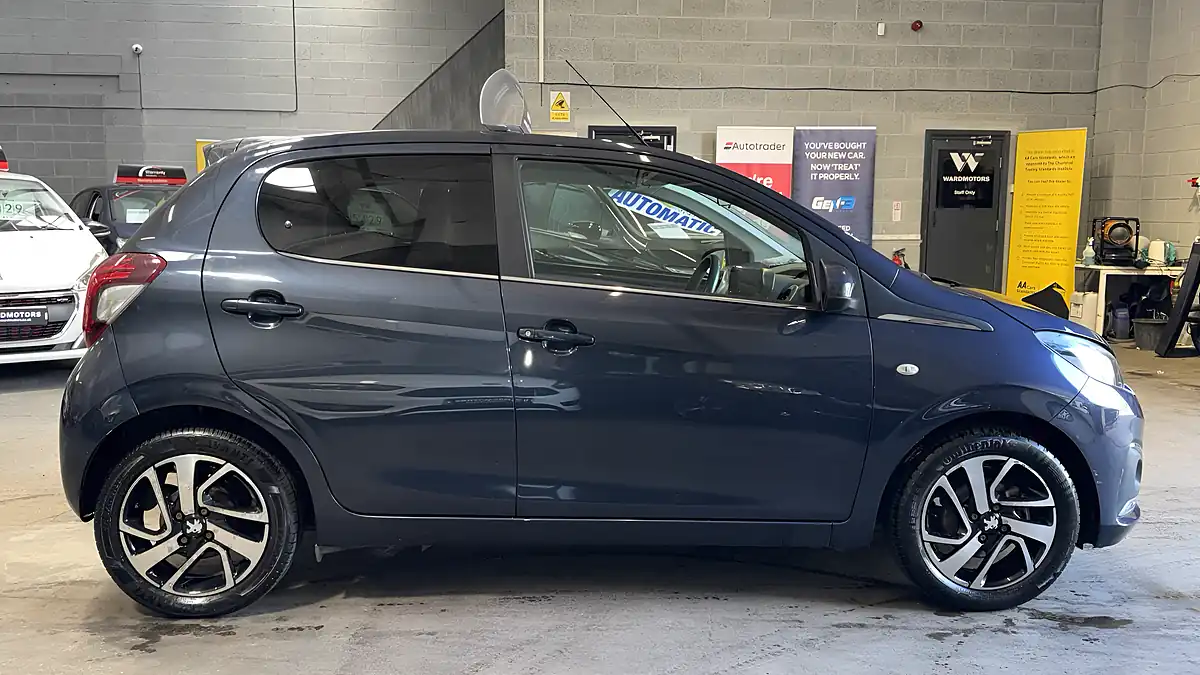 Used 2014 Peugeot 108 Allure Blue Blue - Interior and Exterior details 8