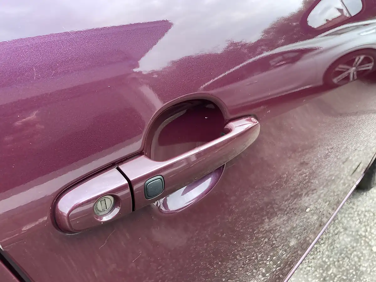 Used 2014 Peugeot 108 Allure Purple - Interior and Exterior details 11
