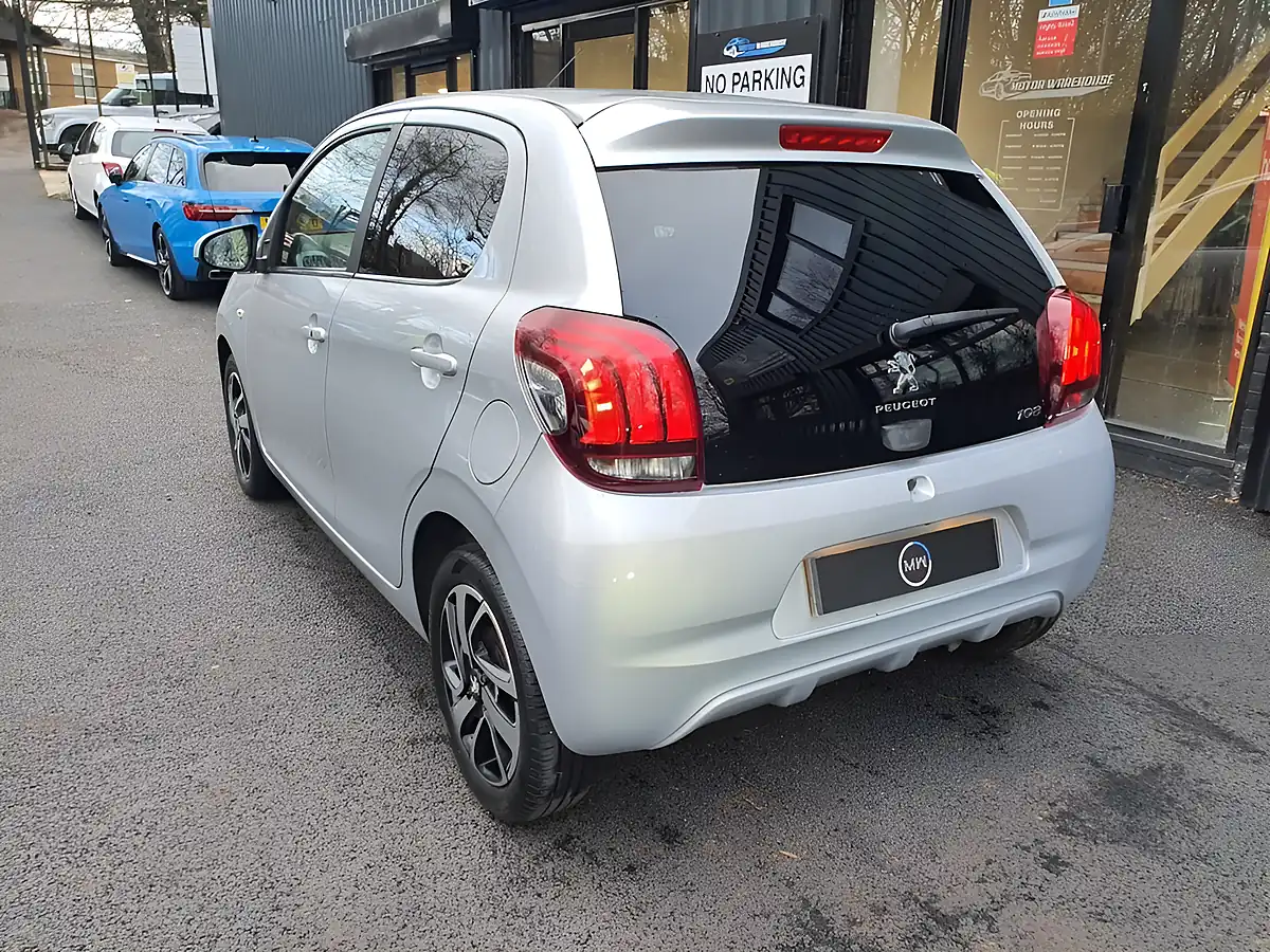 Used 2014 Peugeot 108 Allure Silver - Interior and Exterior details 3