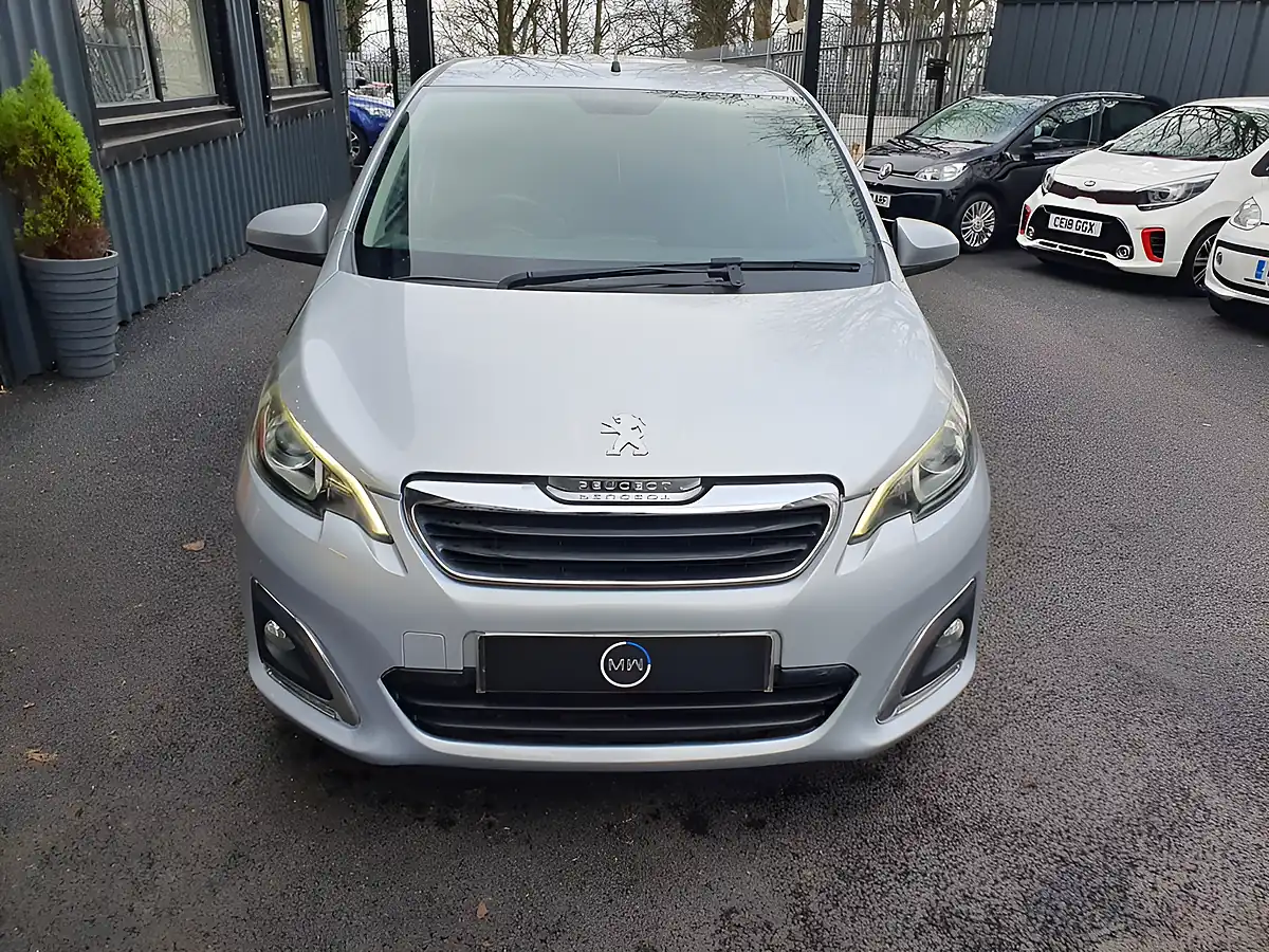 Used 2014 Peugeot 108 Allure Silver - Interior and Exterior details 8