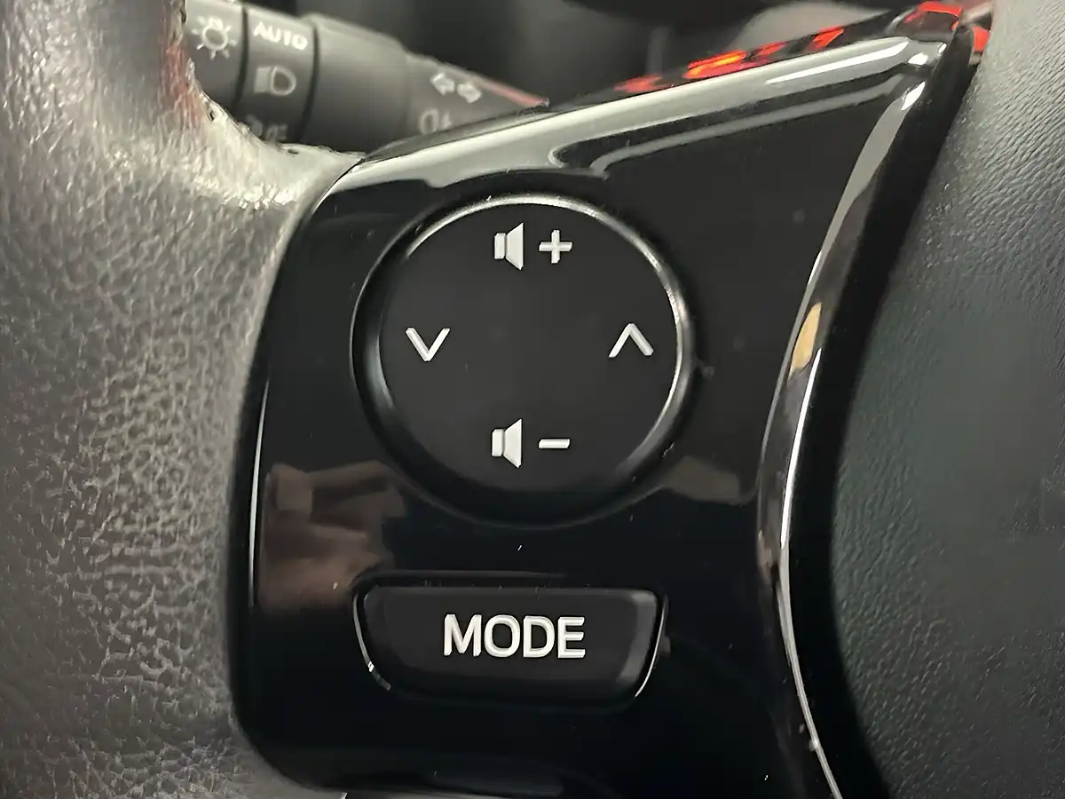 Used 2014 Peugeot 108 Feline Carbon Grey - Interior and Exterior details 16