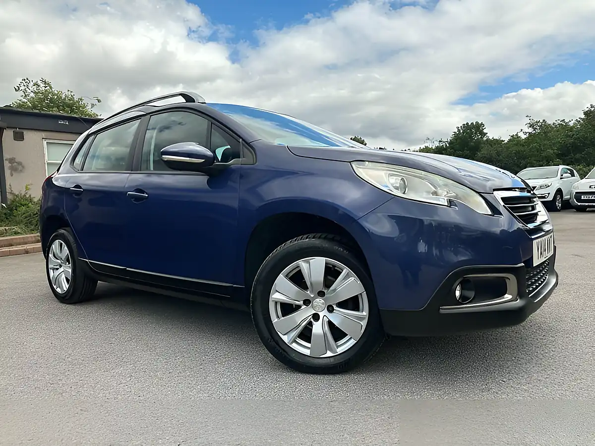 Used 2014 Peugeot 2008 Active Blue - Front View
