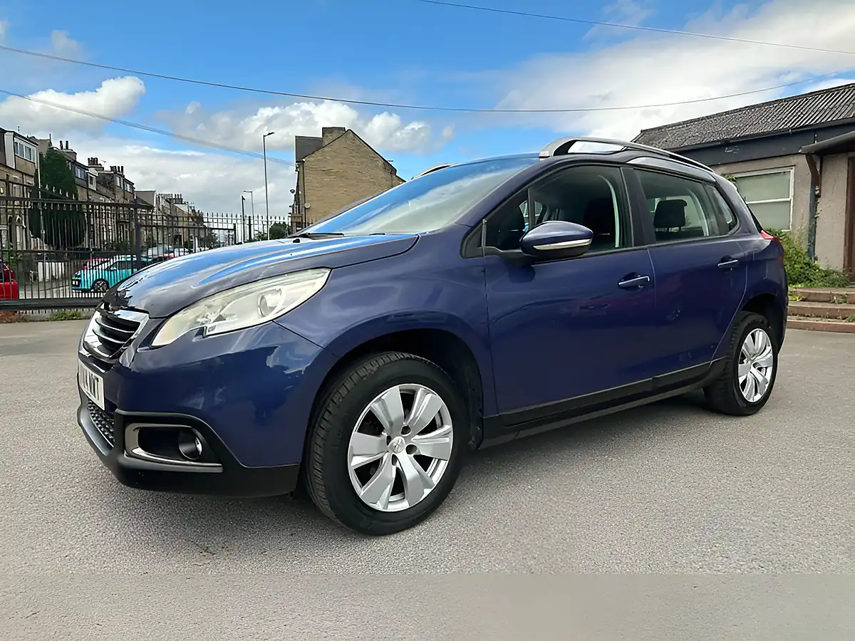 Used 2014 Peugeot 2008 Active Blue - Interior and Exterior details 5