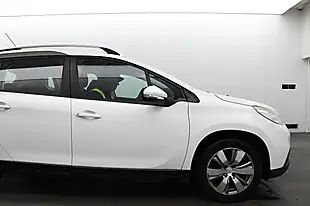 Used 2014 Peugeot 2008 Active White - Interior and Exterior details 14