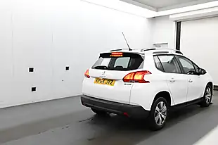 Used 2014 Peugeot 2008 Active White - Interior and Exterior details 3