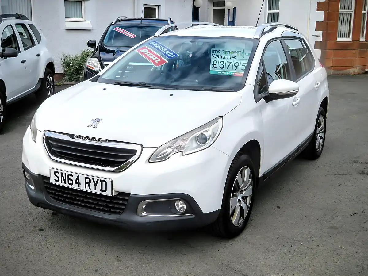 Used 2014 Peugeot 2008 Active White - Front View