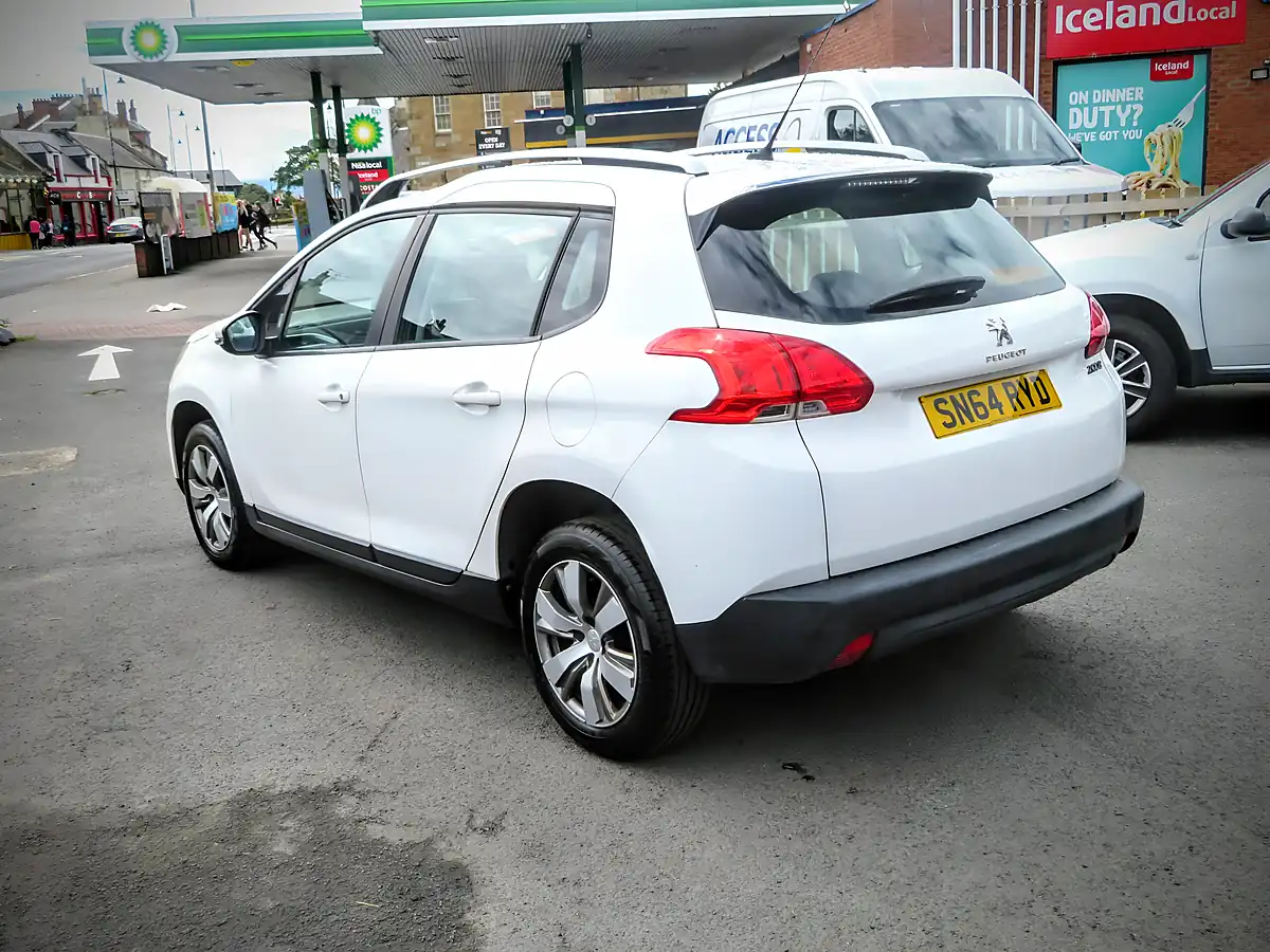 Used 2014 Peugeot 2008 Active White - Interior and Exterior details 6