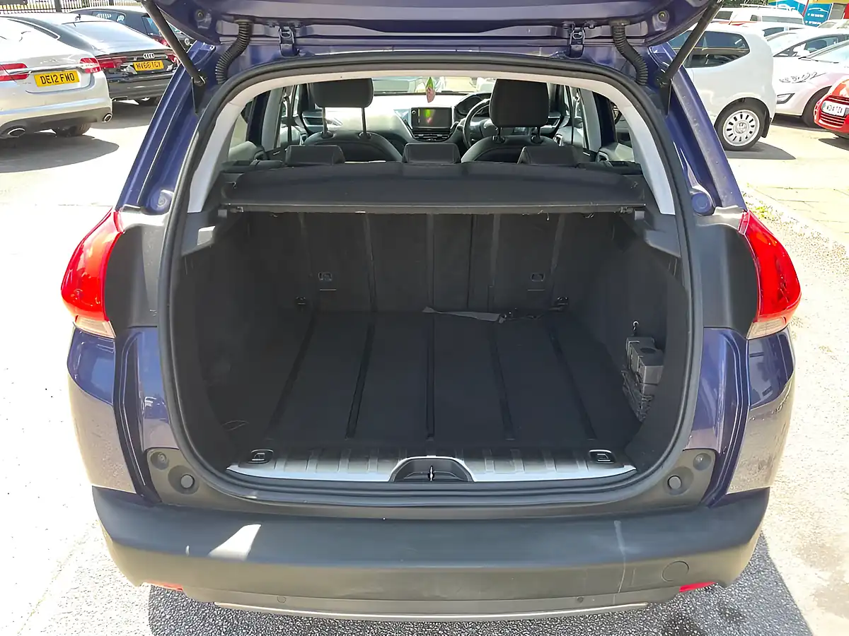 Used 2014 Peugeot 2008 Allure Blue - Interior and Exterior details 12