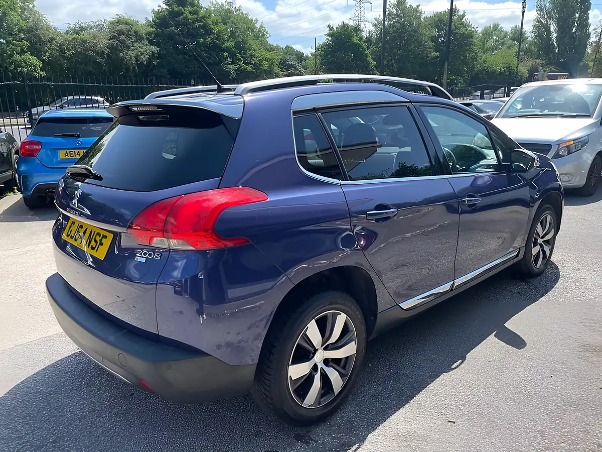 Used 2014 Peugeot 2008 Allure Blue - Interior and Exterior details 5