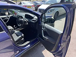 Used 2014 Peugeot 2008 Allure Blue - Interior and Exterior details 8