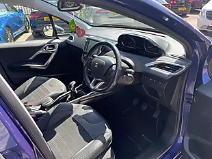 Used 2014 Peugeot 2008 Allure Blue - Interior and Exterior details 9