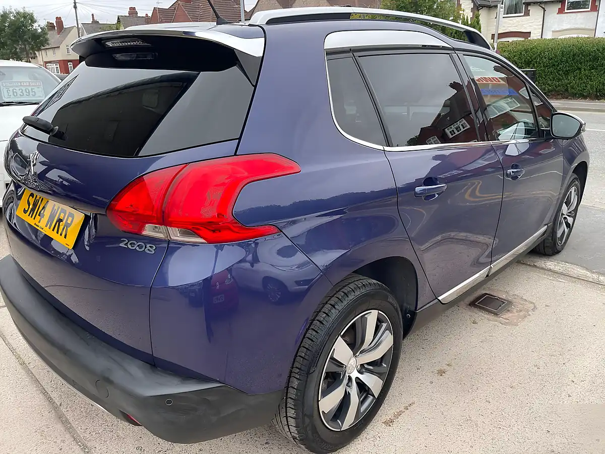Used 2014 Peugeot 2008 Allure Blue - Interior and Exterior details 19