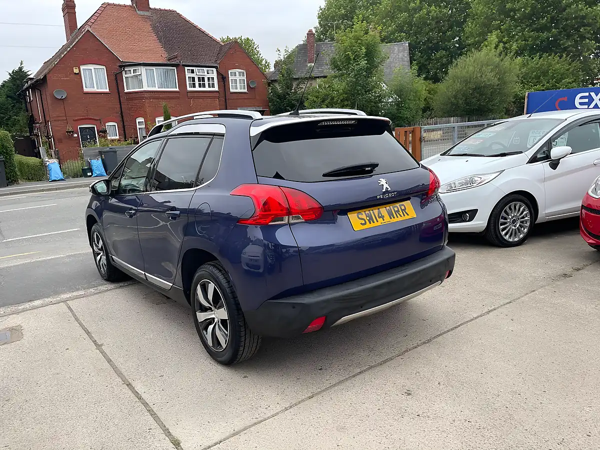 Used 2014 Peugeot 2008 Allure Blue - Interior and Exterior details 5