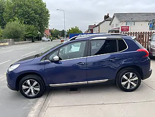 Used 2014 Peugeot 2008 Allure Blue - Interior and Exterior details 6