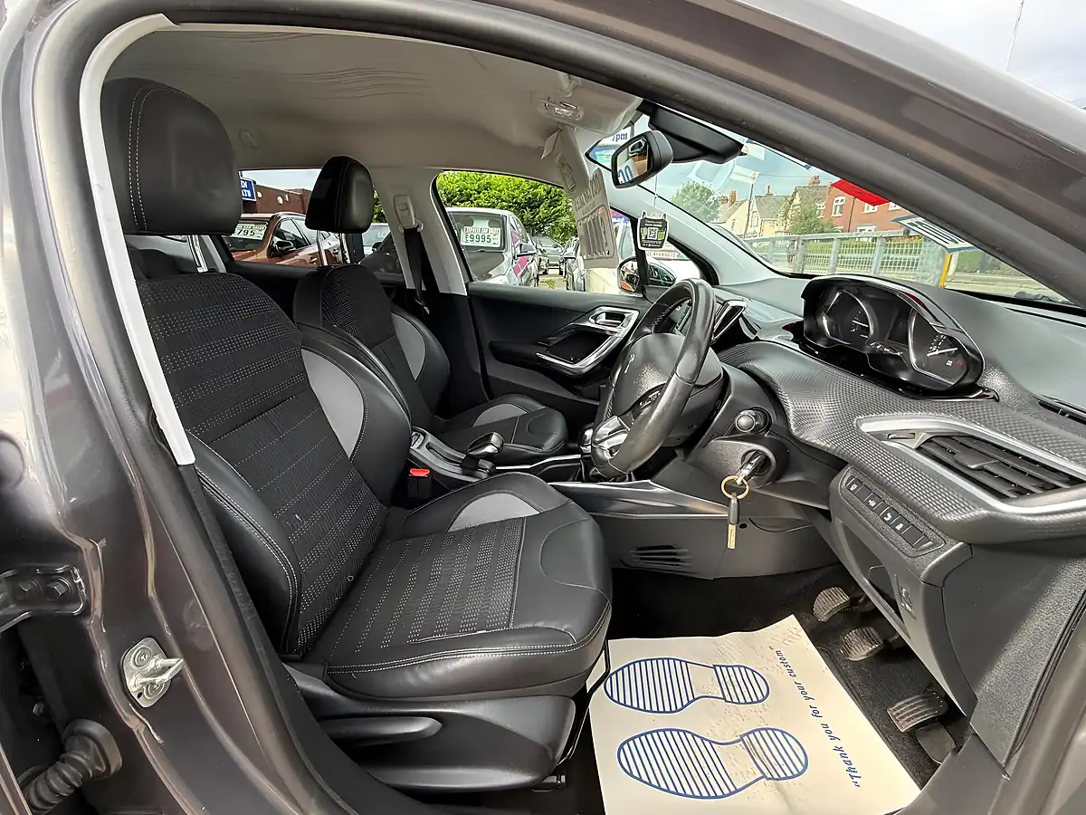 Used 2014 Peugeot 2008 Allure Grey - Interior and Exterior details 17