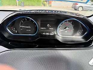 Used 2014 Peugeot 2008 Allure Grey - Interior and Exterior details 9