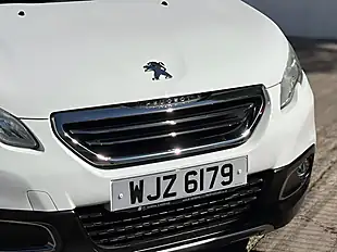 Used 2014 Peugeot 2008 Allure Pearlescent White - Interior and Exterior details 4