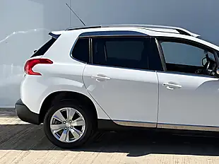 Used 2014 Peugeot 2008 Allure Pearlescent White - Interior and Exterior details 9
