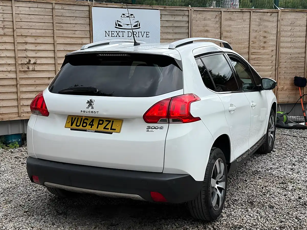 Used 2014 Peugeot 2008 Allure White - Interior and Exterior details 10