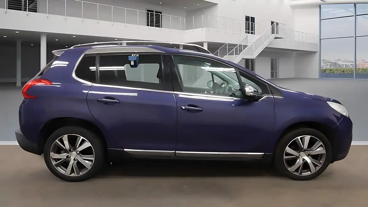 Used 2014 Peugeot 2008 Feline Blue - Interior and Exterior details 5