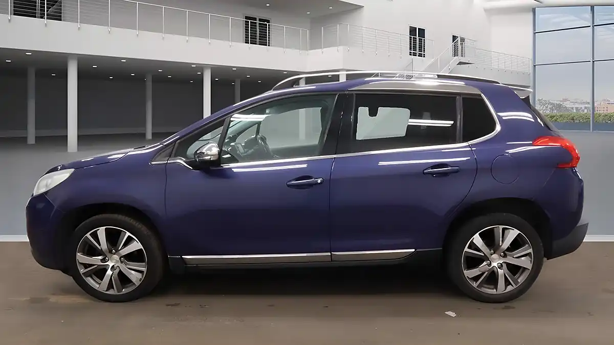 Used 2014 Peugeot 2008 Feline Blue - Interior and Exterior details 6