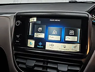 Used 2014 Peugeot 2008 Feline White - Interior and Exterior details 14