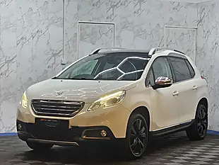 Used 2014 Peugeot 2008 Feline White - Interior and Exterior details 4