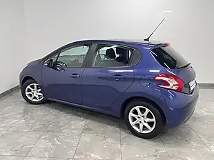 Used 2014 Peugeot 208 Active Blue - Interior and Exterior details 6