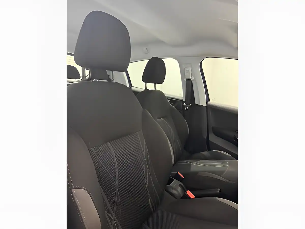 Used 2014 Peugeot 208 Active Blue - Interior and Exterior details 9