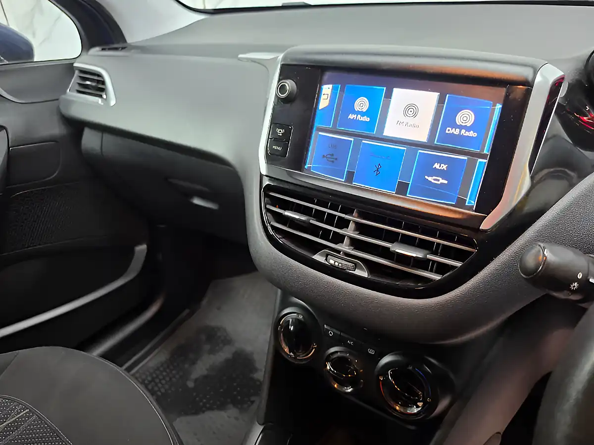 Used 2014 Peugeot 208 Active Blue - Interior and Exterior details 15