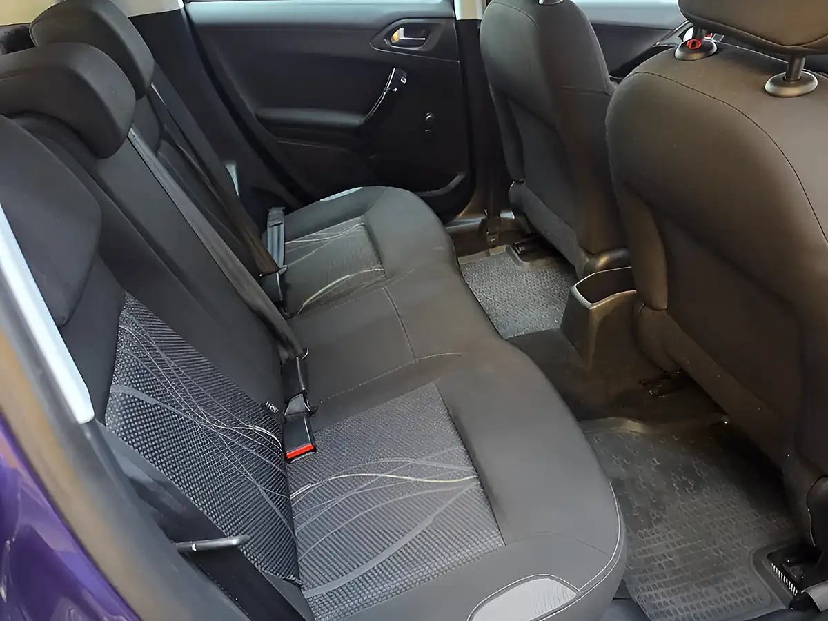 Used 2014 Peugeot 208 Active Blue - Interior and Exterior details 16