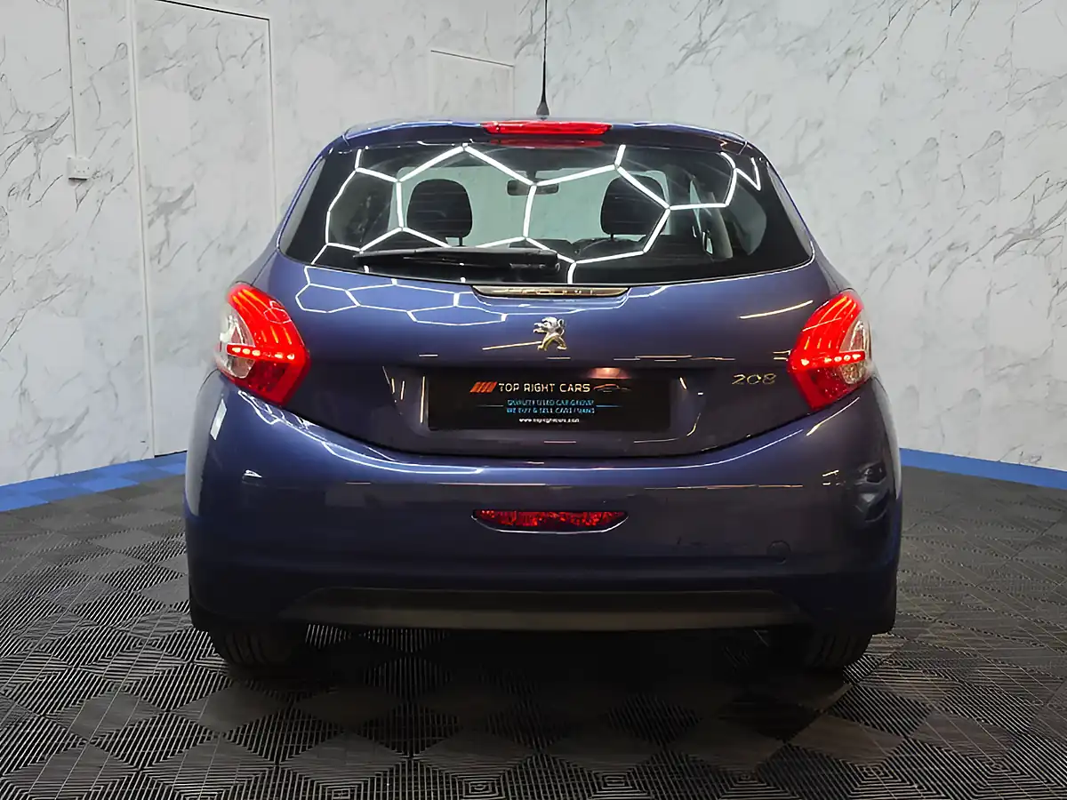 Used 2014 Peugeot 208 Active Blue - Interior and Exterior details 6
