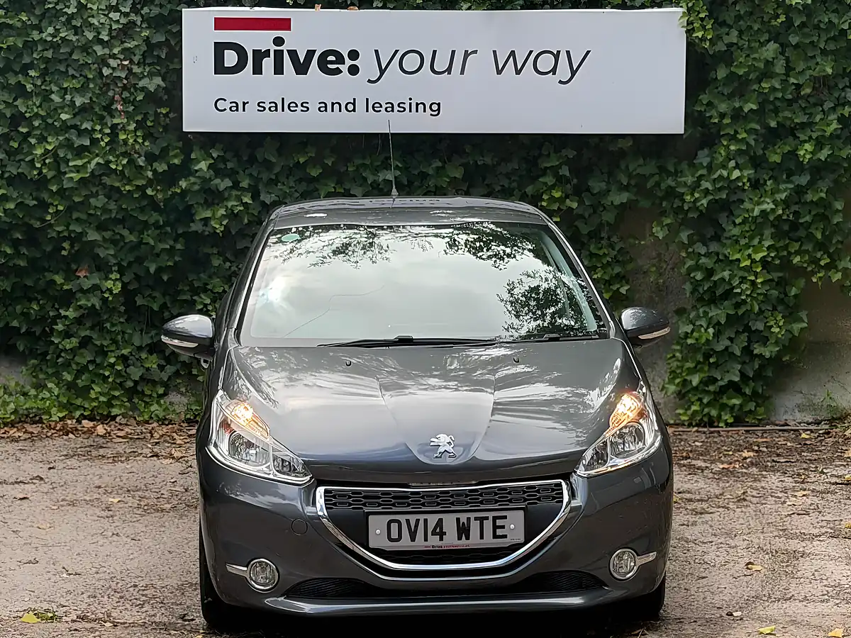 Used 2014 Peugeot 208 Active Grey - Interior and Exterior details 2