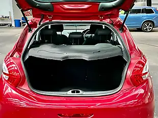 Used 2014 Peugeot 208 Active Red - Interior and Exterior details 7