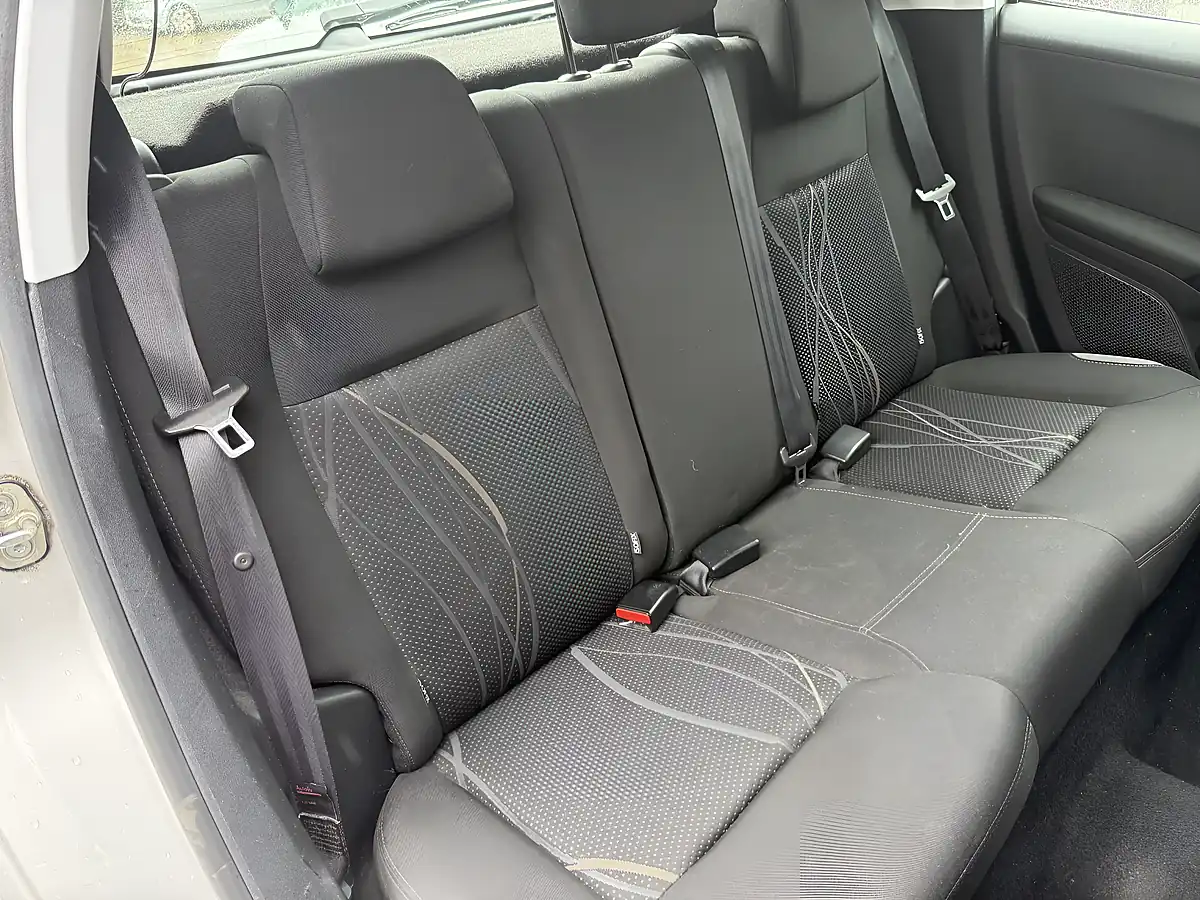 Used 2014 Peugeot 208 Active Silver - Interior and Exterior details 11