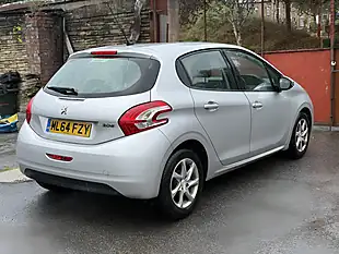 Used 2014 Peugeot 208 Active Silver - Interior and Exterior details 7