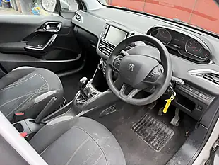 Used 2014 Peugeot 208 Active Silver - Interior and Exterior details 9