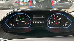 Used 2014 Peugeot 208 Feline Egc White - Interior and Exterior details 10