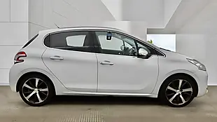 Used 2014 Peugeot 208 Feline Egc White - Interior and Exterior details 8