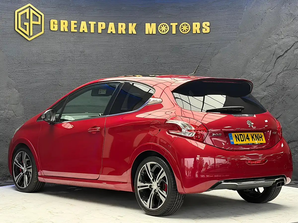 Used 2014 Peugeot 208 GTI Red - Interior and Exterior details 7