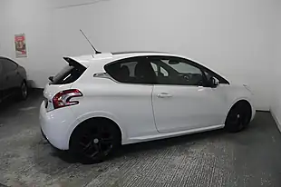 Used 2014 Peugeot 208 GTI White - Interior and Exterior details 8
