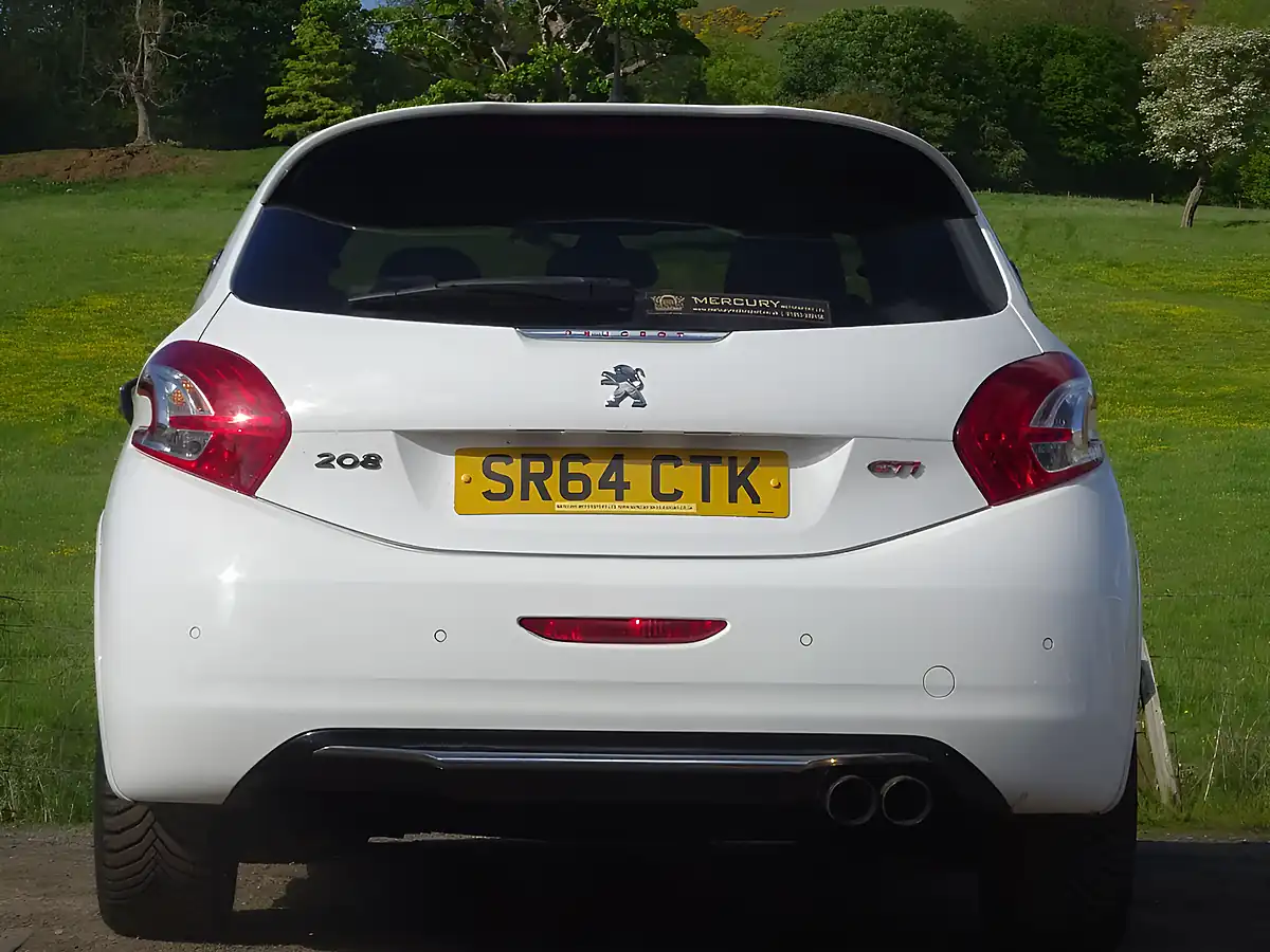 Used 2014 Peugeot 208 GTI White - Interior and Exterior details 11